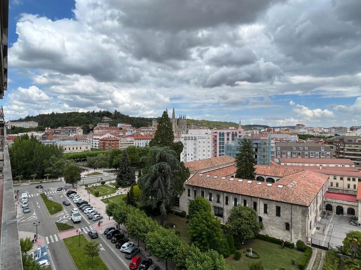 Atuaire Home Gran Apartamento Con Vistas A La Catedral De Burgos Exterior foto